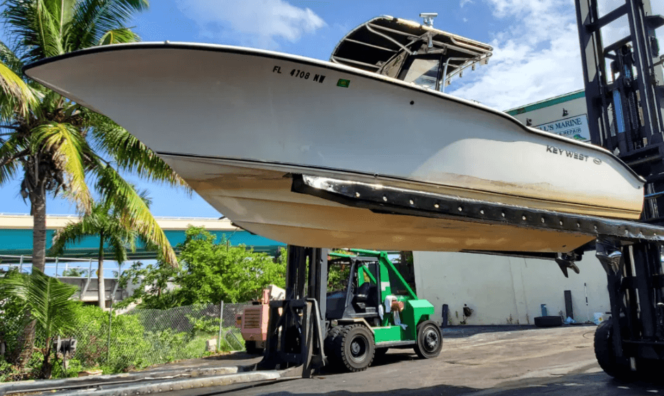 How To Remove Rust Stains From A Fiberglass Boat